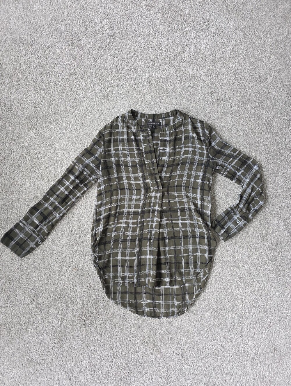 Banana Republic Womens Olive Green Plaid Button-Up Shirt